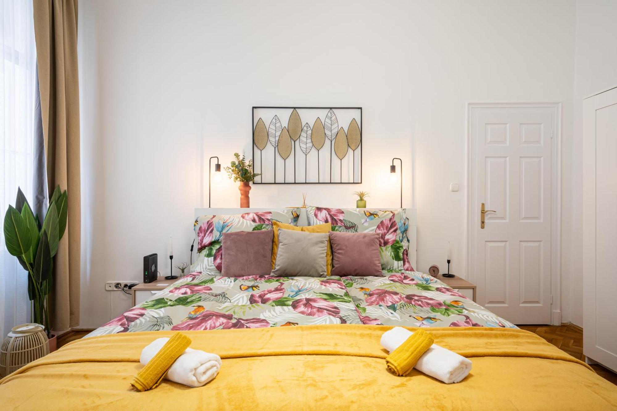 Cosmopolitan Studio - Chic Getaway In A Fancy Neighbourhood Budapesta Exterior foto